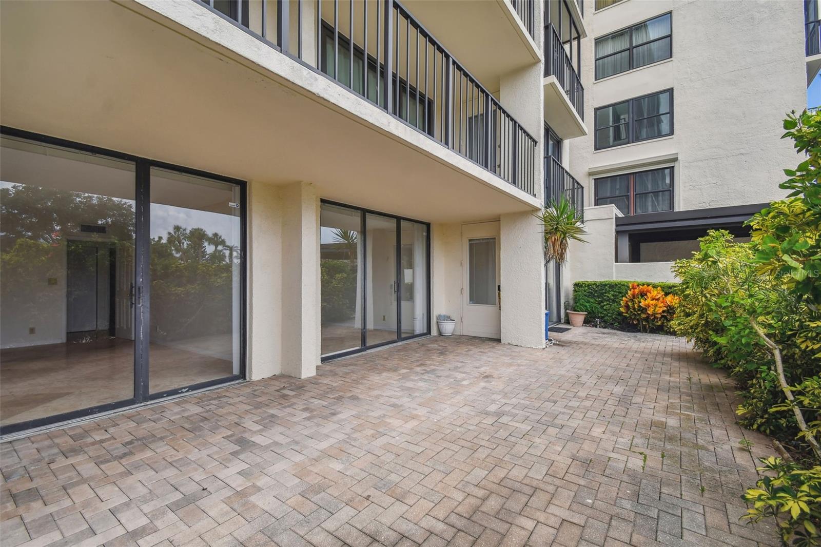100 OAKMONT LN #106, BELLEAIR, FL, 33756