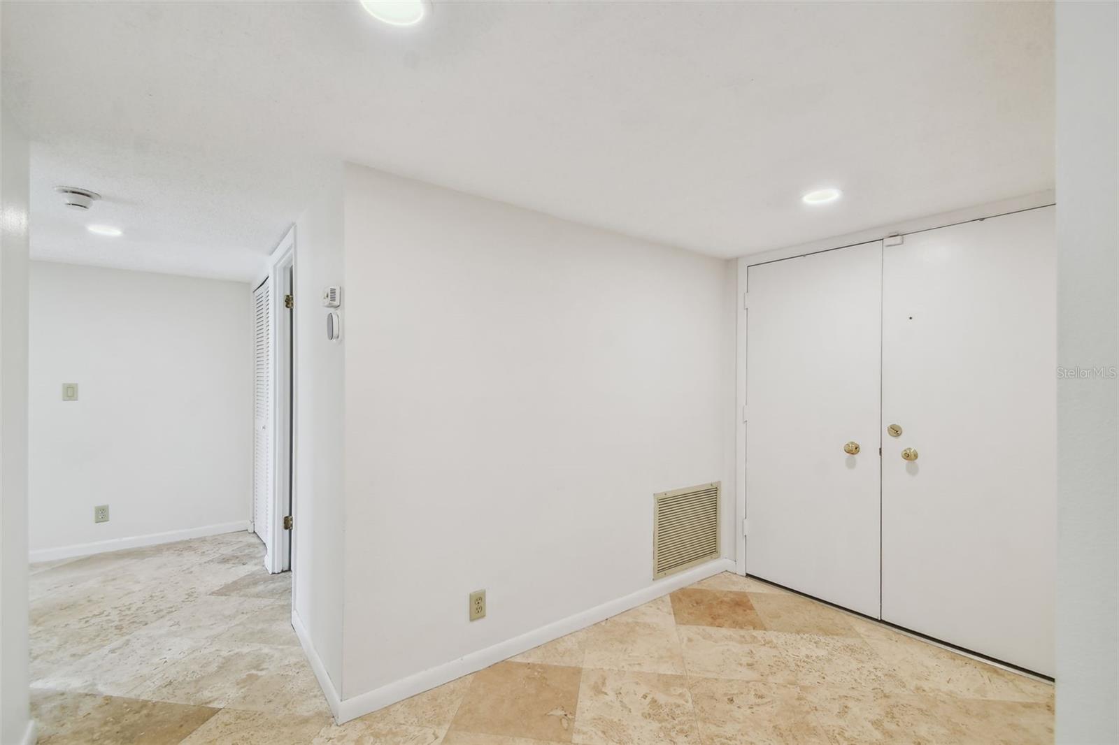 100 OAKMONT LN #106, BELLEAIR, FL, 33756