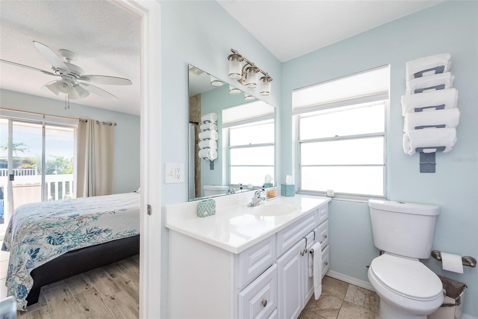 2375 N BEACH RD #3B, ENGLEWOOD, FL, 34223