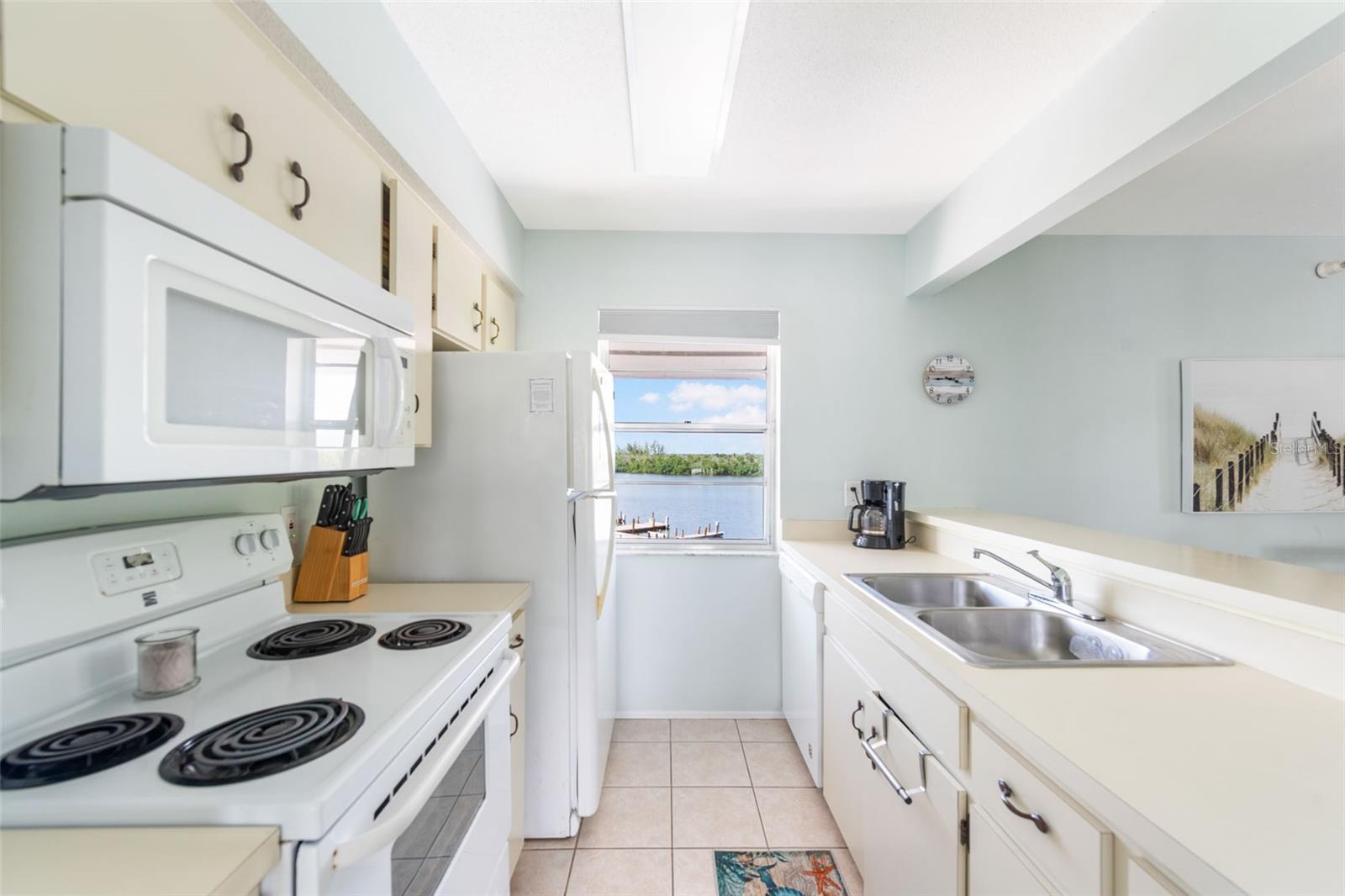2375 N BEACH RD #3B, ENGLEWOOD, FL, 34223