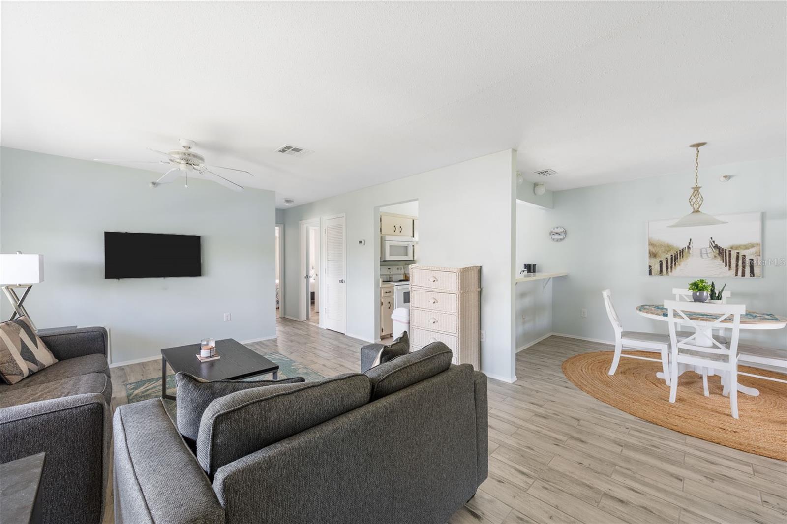2375 N BEACH RD #3B, ENGLEWOOD, FL, 34223