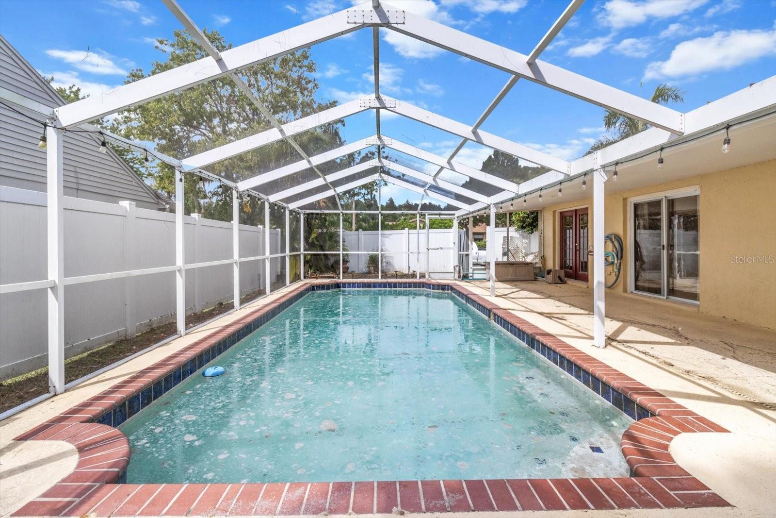 16201 COUNTRY CROSSING DR, TAMPA, FL, 33624