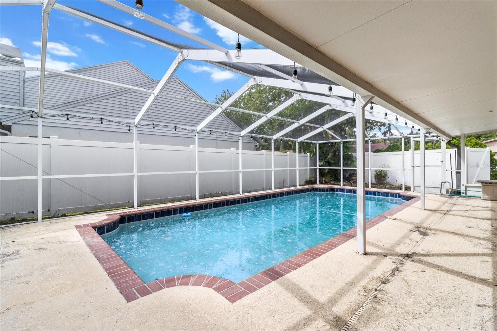 16201 COUNTRY CROSSING DR, TAMPA, FL, 33624