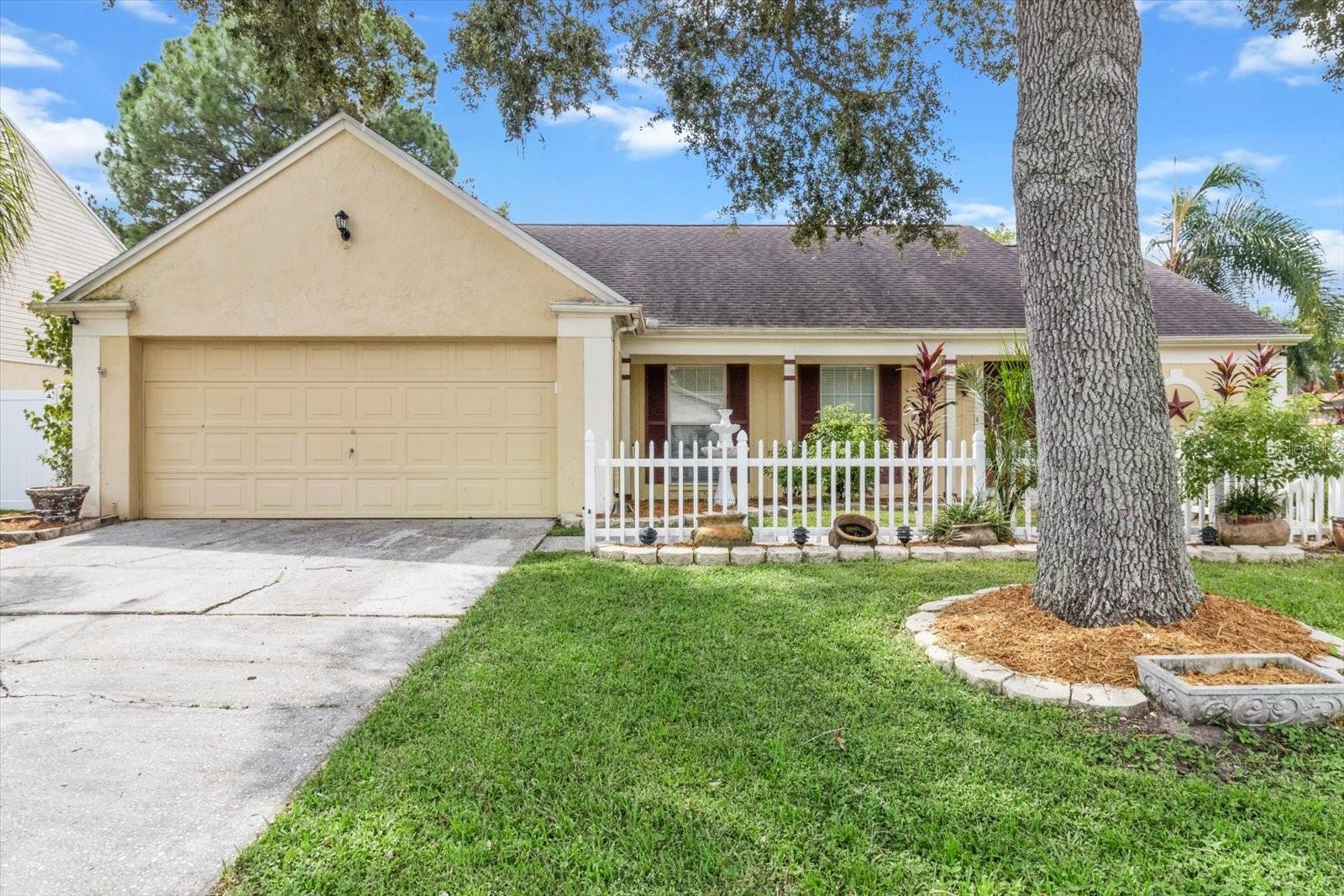 16201 COUNTRY CROSSING DR, TAMPA, FL, 33624
