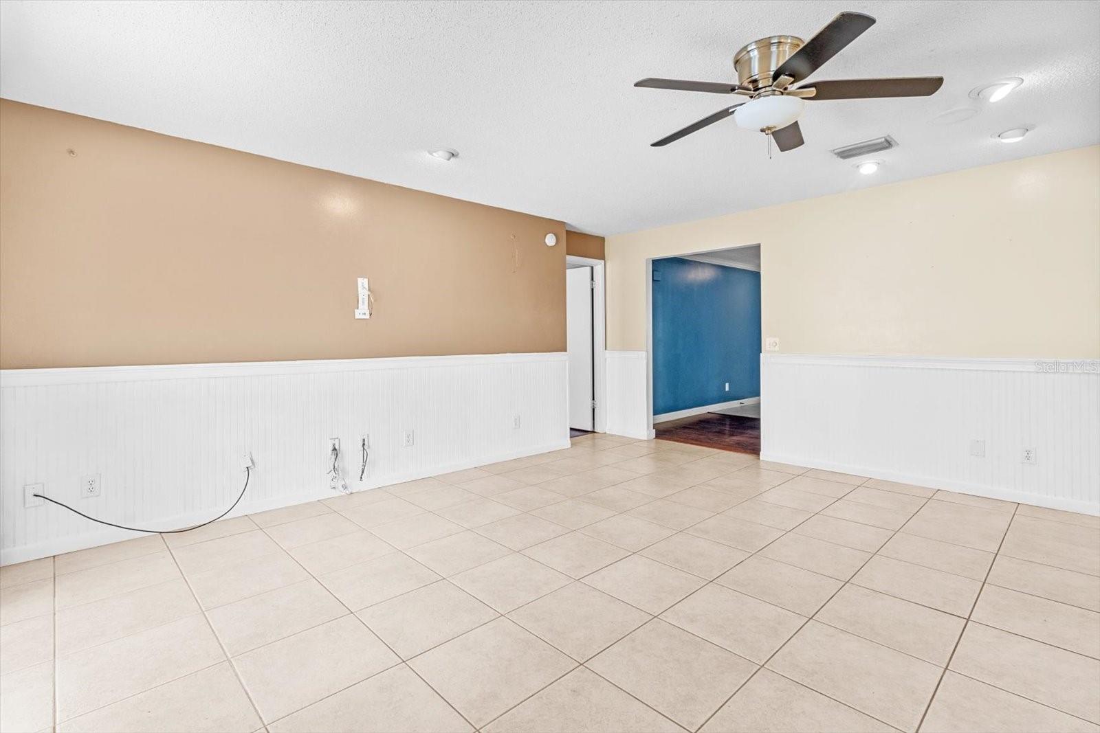 16201 COUNTRY CROSSING DR, TAMPA, FL, 33624