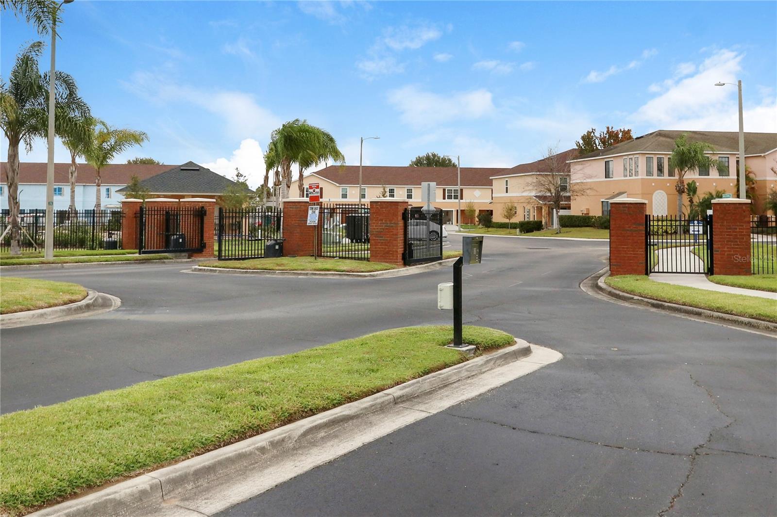 7232 STERLING POINT CT, GIBSONTON, FL, 33534