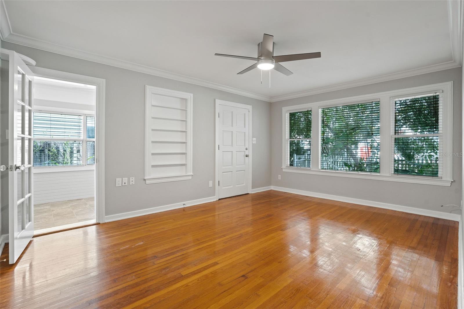 2526 DARTMOUTH AVE N, ST PETERSBURG, FL, 33713