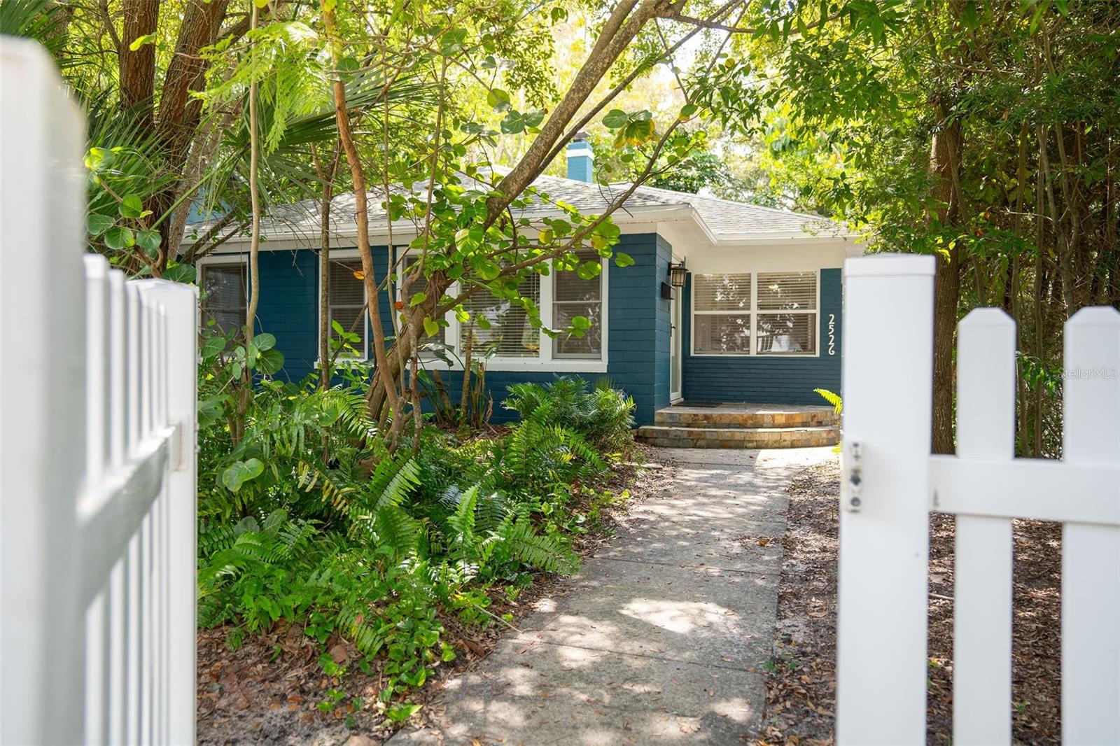 2526 DARTMOUTH AVE N, ST PETERSBURG, FL, 33713