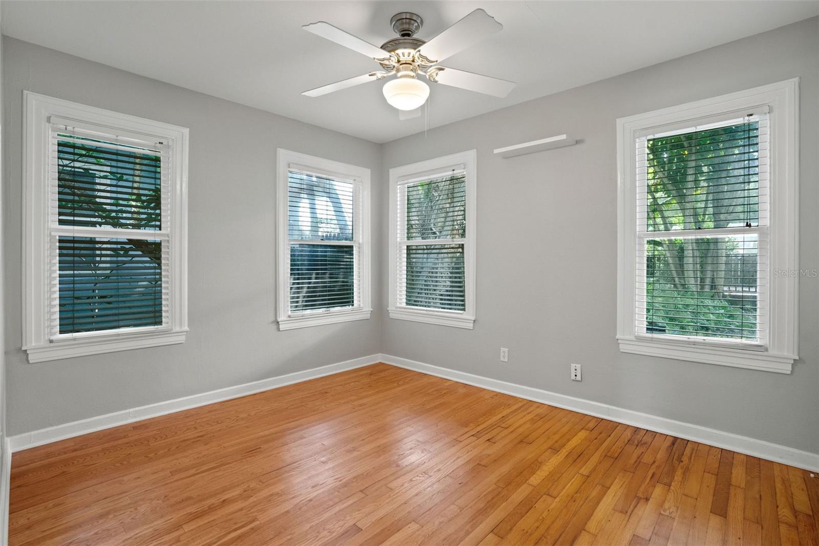 2526 DARTMOUTH AVE N, ST PETERSBURG, FL, 33713