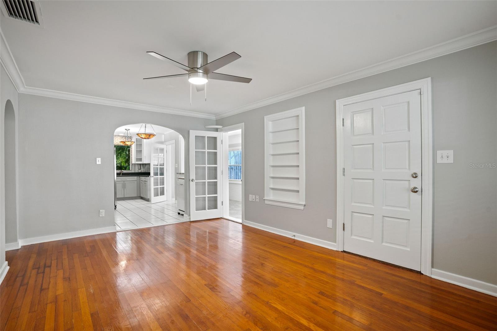 2526 DARTMOUTH AVE N, ST PETERSBURG, FL, 33713