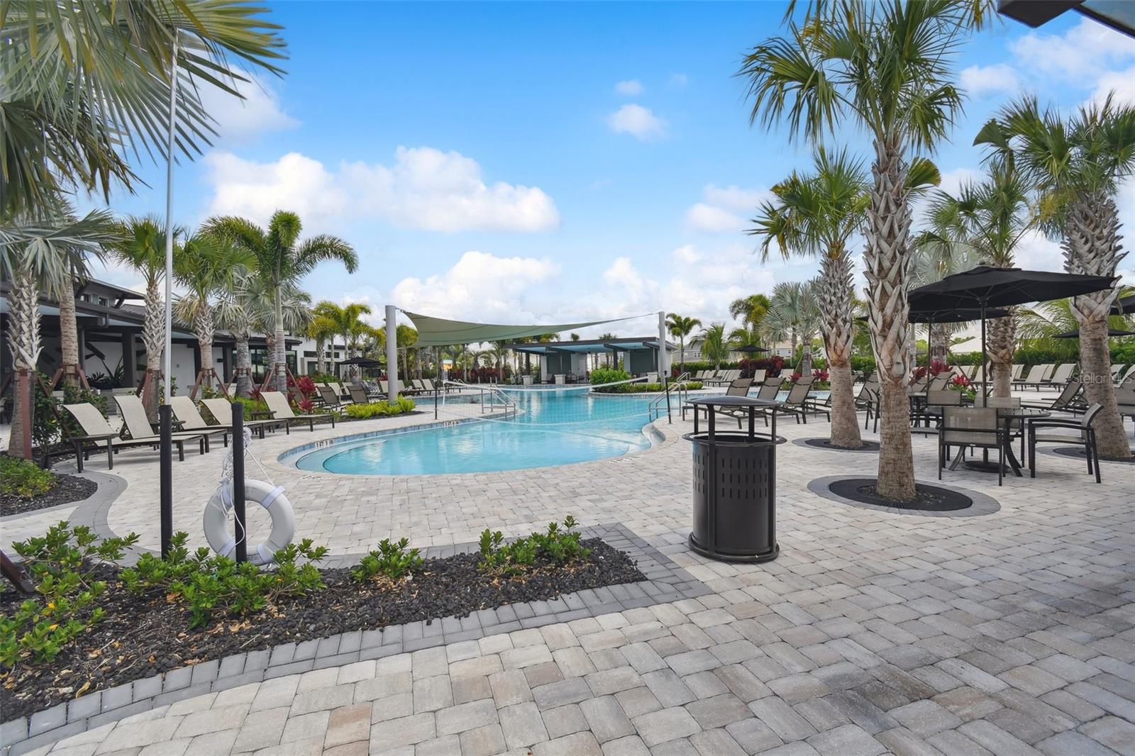 10244 SHADOW BRANCH DR, TAMPA, FL, 33647