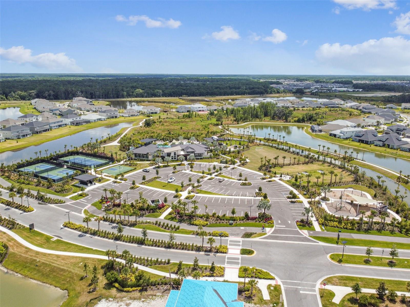 10244 SHADOW BRANCH DR, TAMPA, FL, 33647