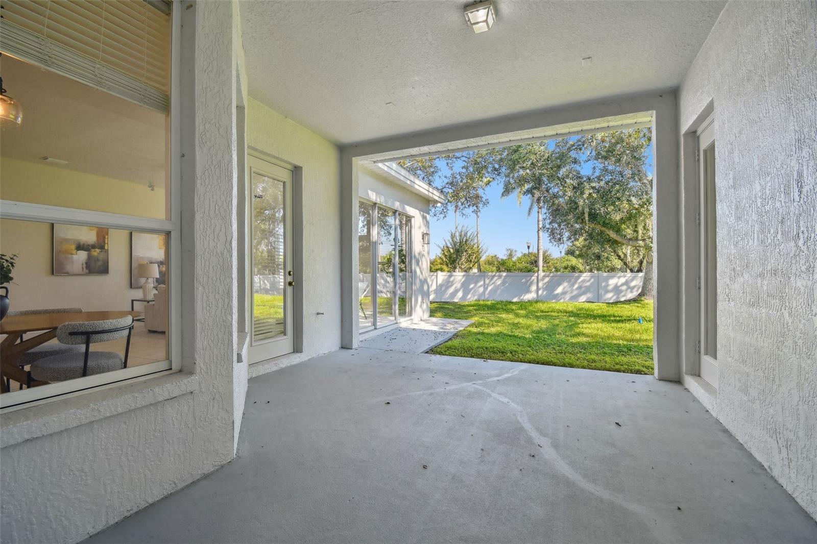 10244 SHADOW BRANCH DR, TAMPA, FL, 33647
