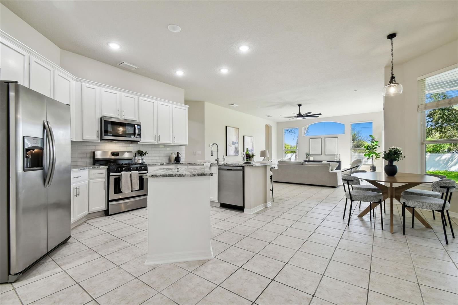 10244 SHADOW BRANCH DR, TAMPA, FL, 33647