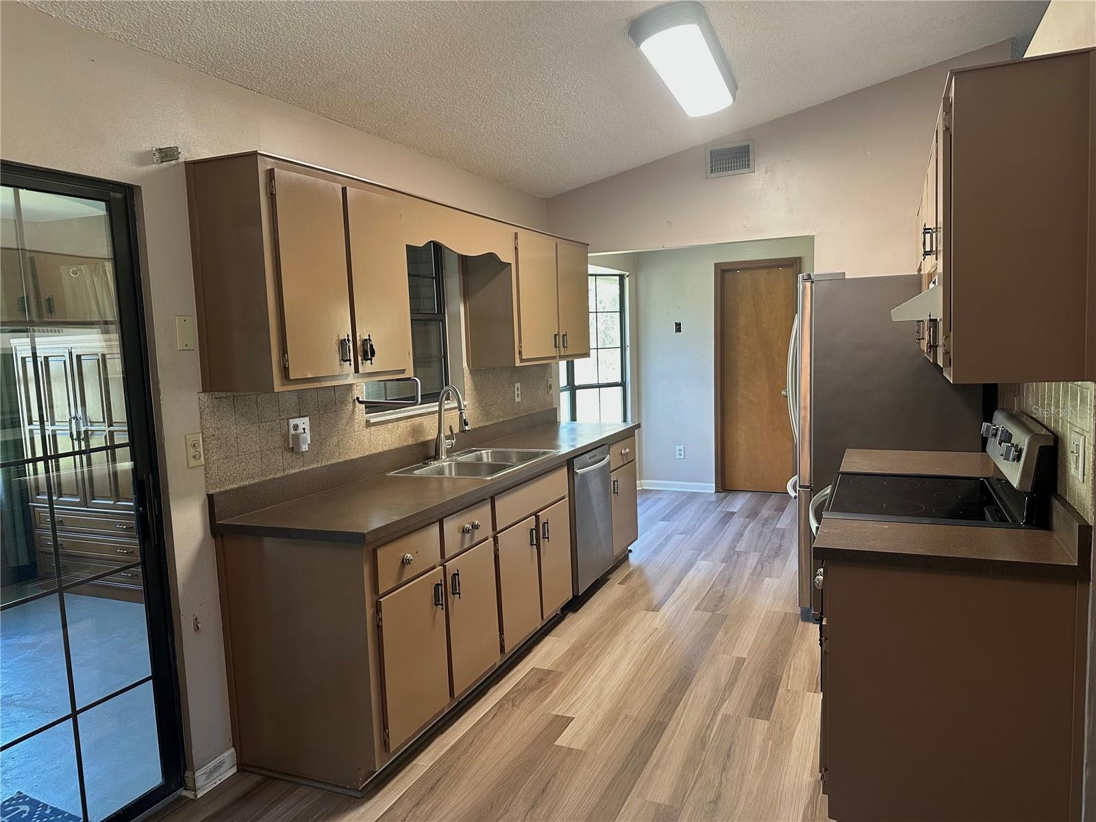 5877 NW 64TH ST, OCALA, FL, 34482