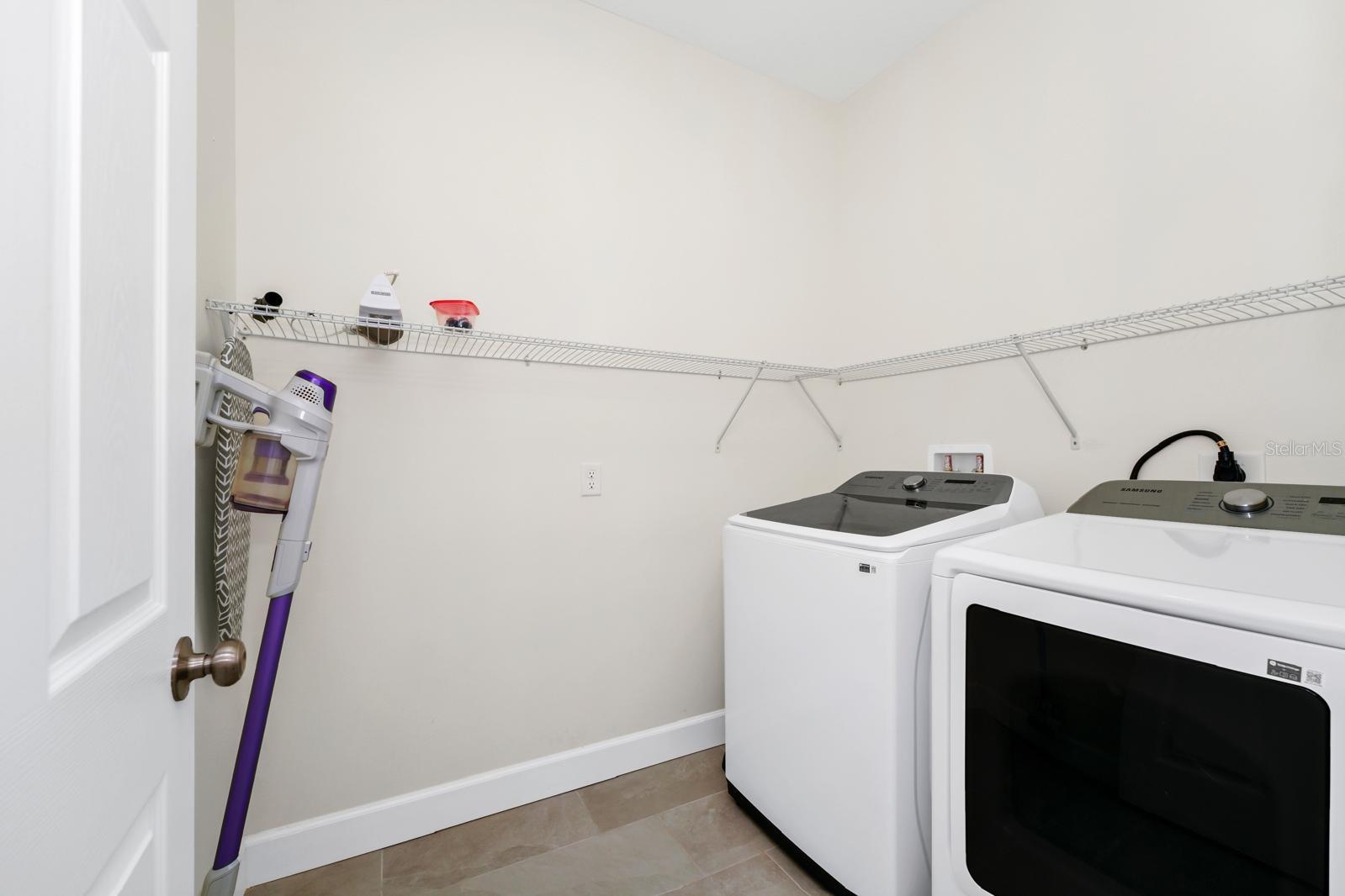 177 W OCALA ST, UMATILLA, FL, 32784