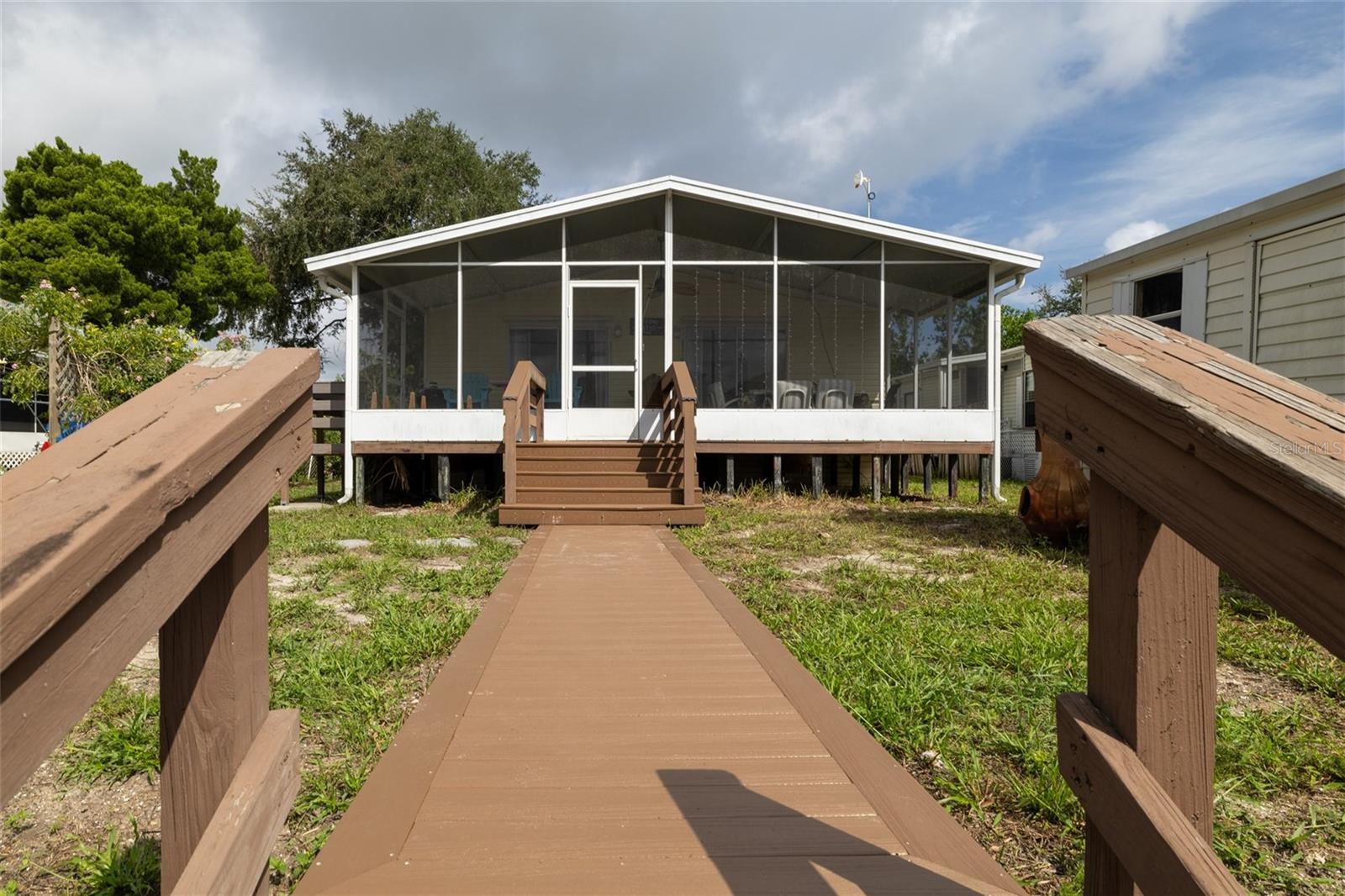 126 CHARLES ST, EDGEWATER, FL, 32141