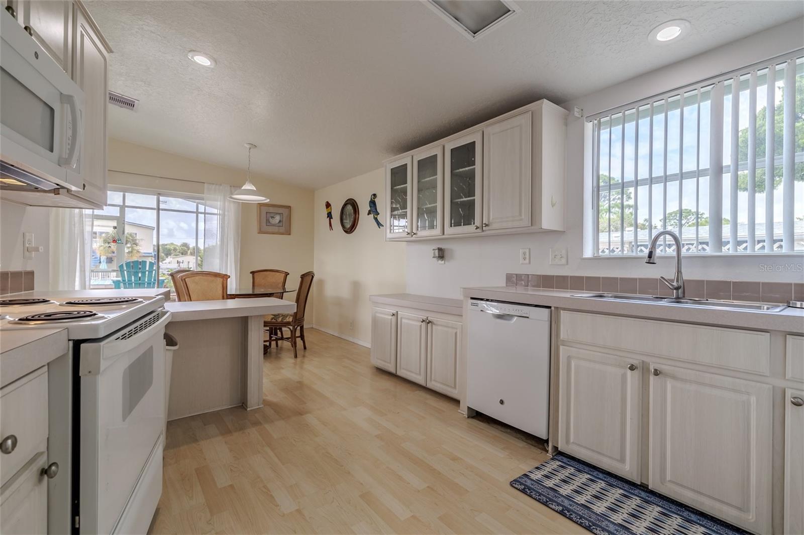 126 CHARLES ST, EDGEWATER, FL, 32141