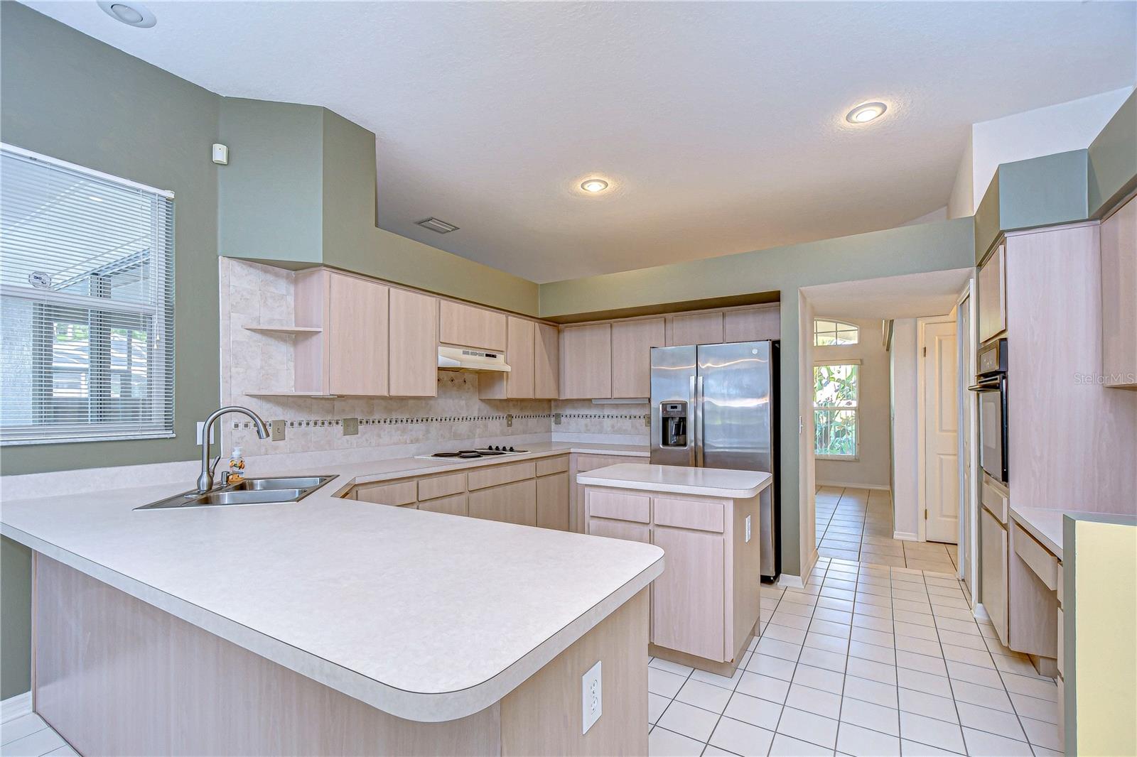 9223 ROCKROSE DR, TAMPA, FL, 33647