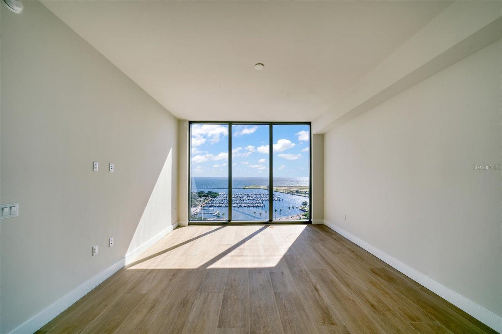 301 1ST ST S #1903, ST PETERSBURG, FL, 33701