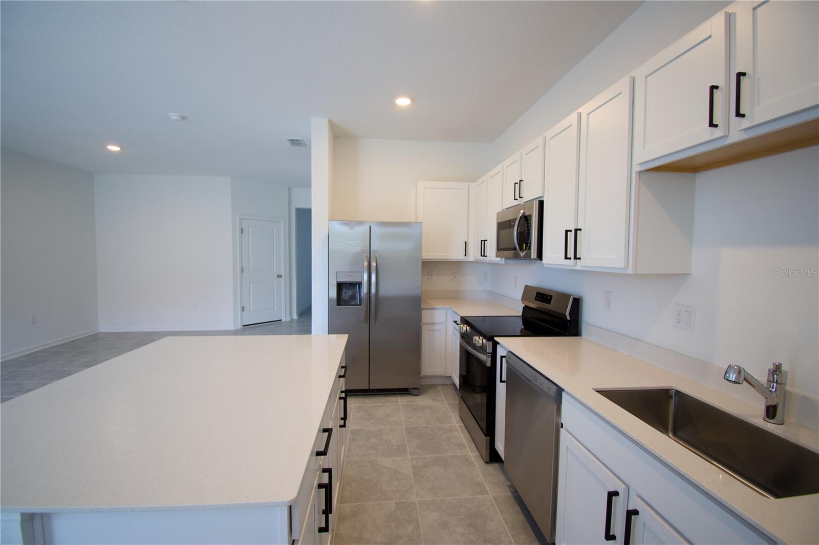 2500 SKYLINE LOOP, KISSIMMEE, FL, 34758