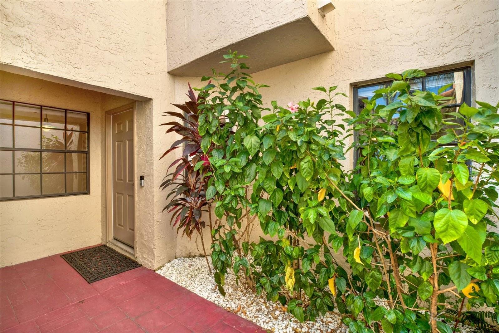 10416 SAINT TROPEZ PL, TAMPA, FL, 33615