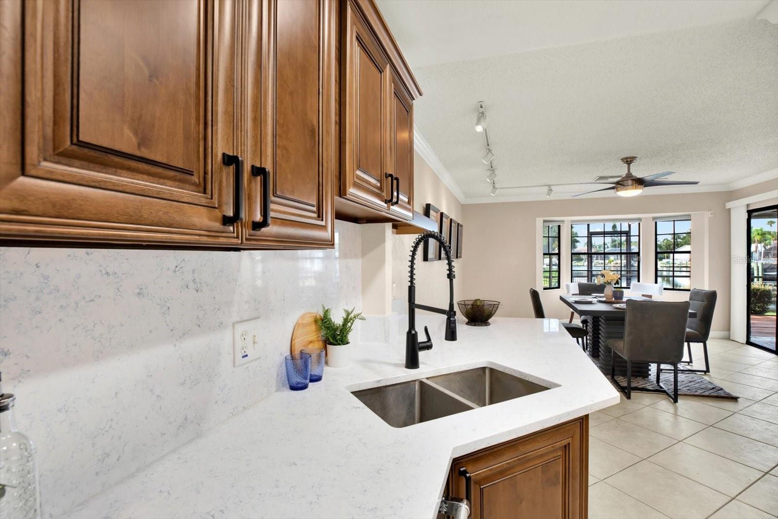 10416 SAINT TROPEZ PL, TAMPA, FL, 33615