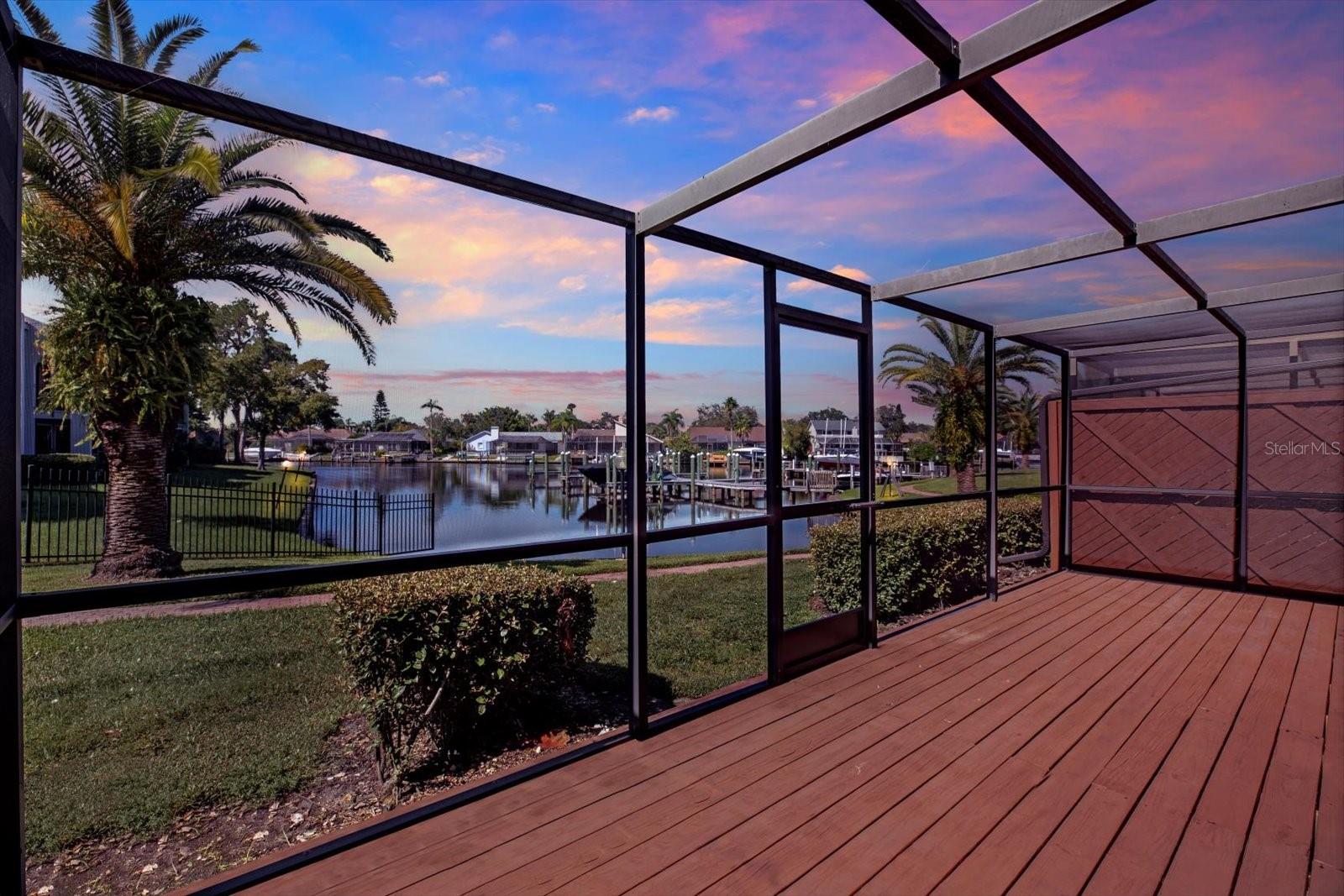 10416 SAINT TROPEZ PL, TAMPA, FL, 33615