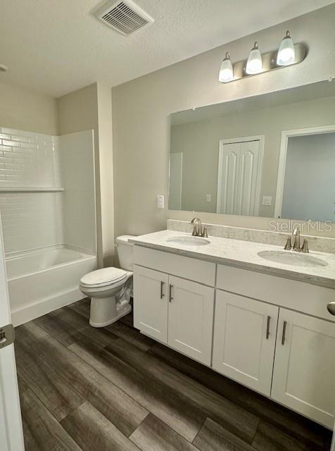 10715 IRONWOOD TREE WAY, SAN ANTONIO, FL, 33576