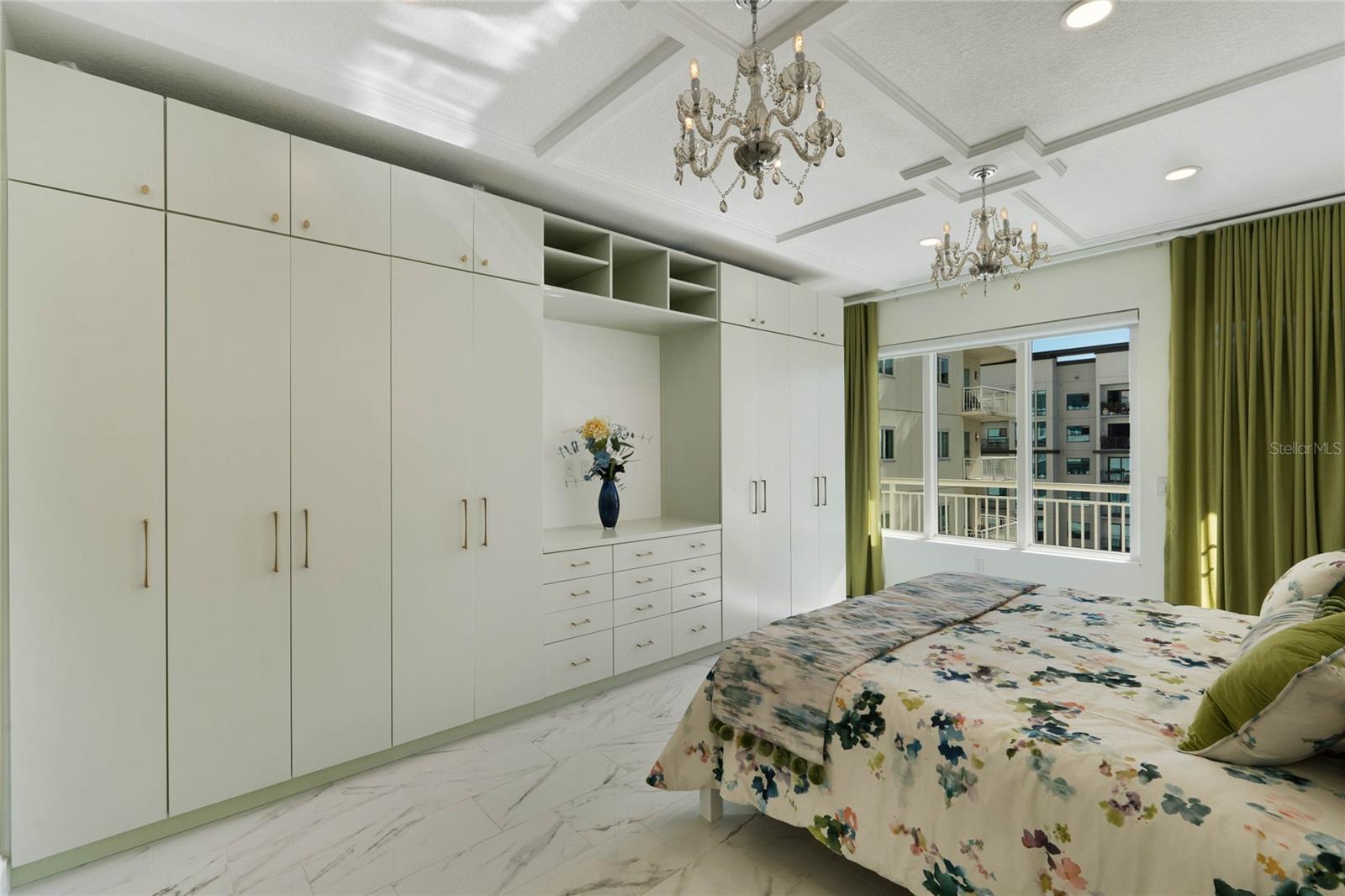 100 S EOLA DR #1112, ORLANDO, FL, 32801