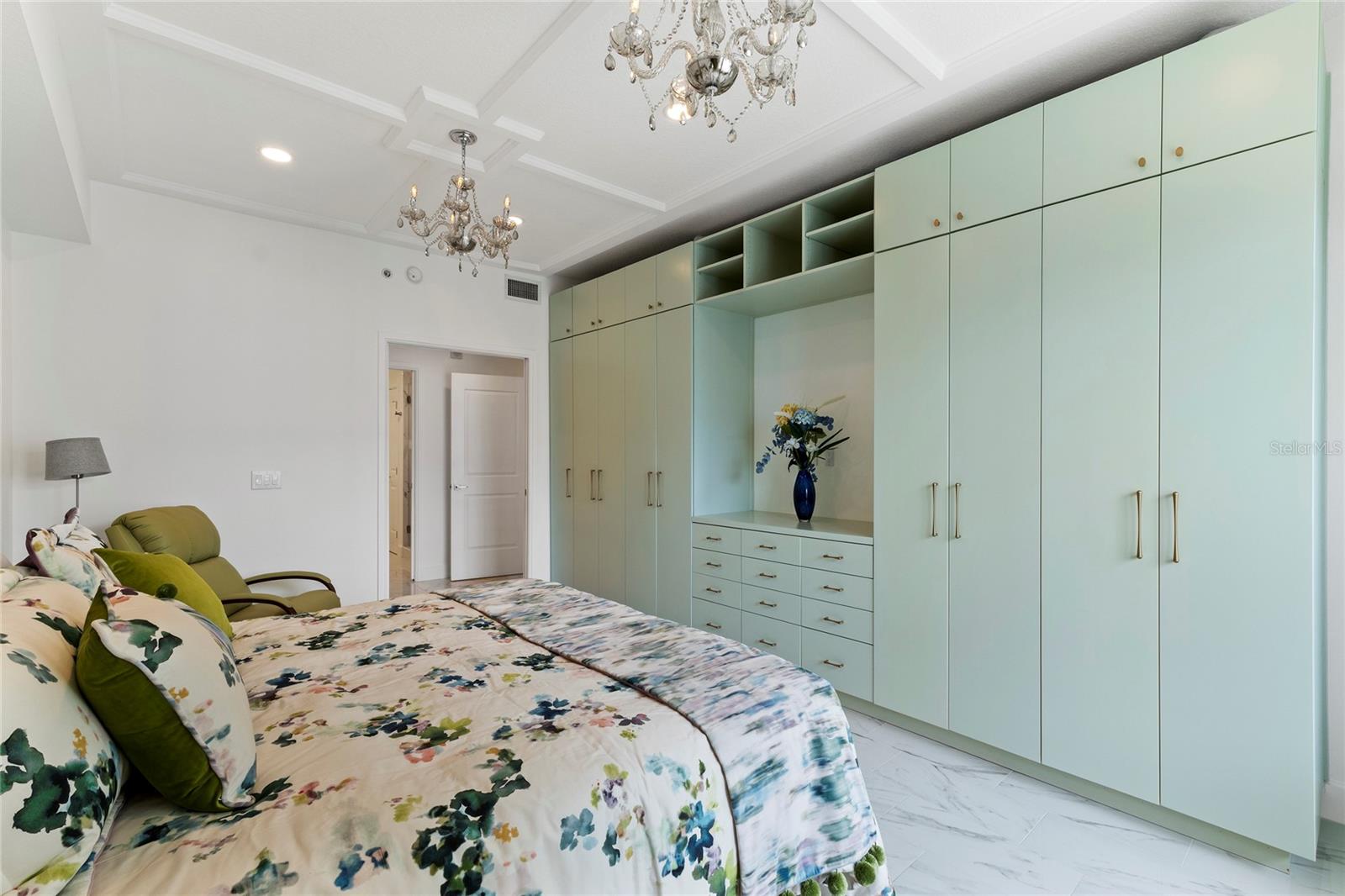 100 S EOLA DR #1112, ORLANDO, FL, 32801