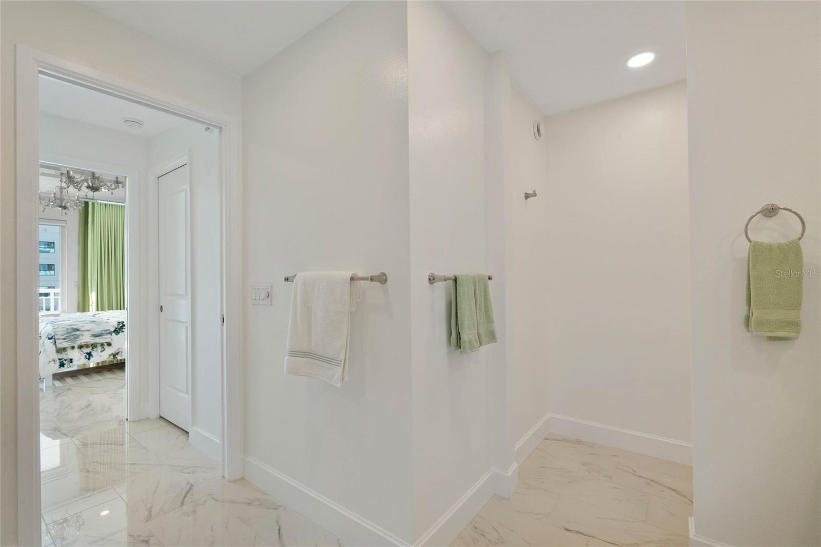 100 S EOLA DR #1112, ORLANDO, FL, 32801