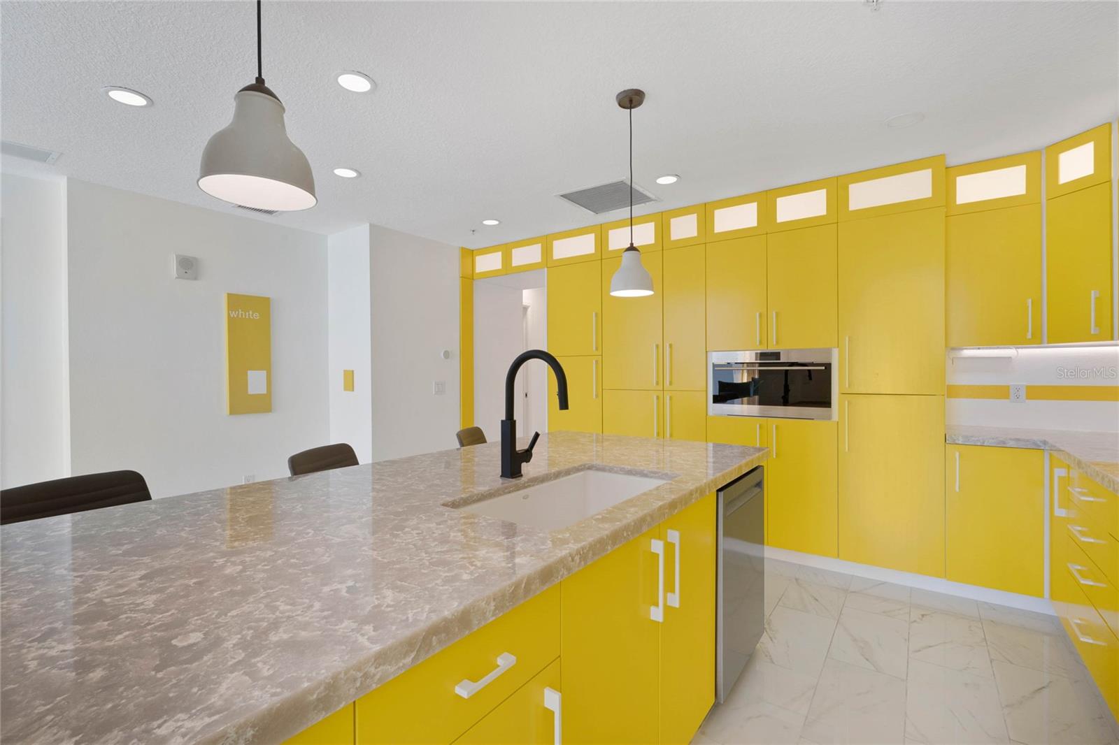 100 S EOLA DR #1112, ORLANDO, FL, 32801