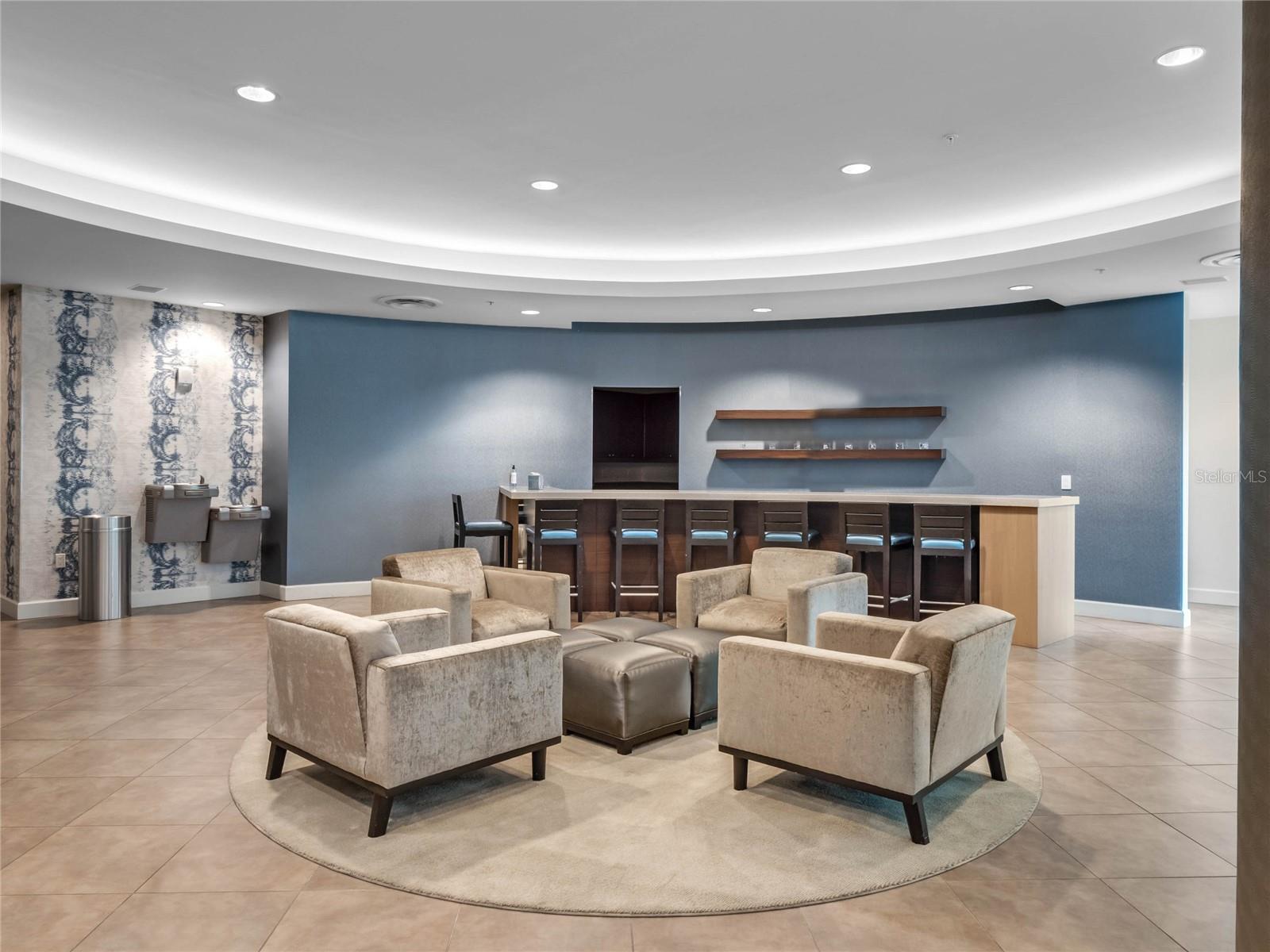 100 S EOLA DR #1112, ORLANDO, FL, 32801