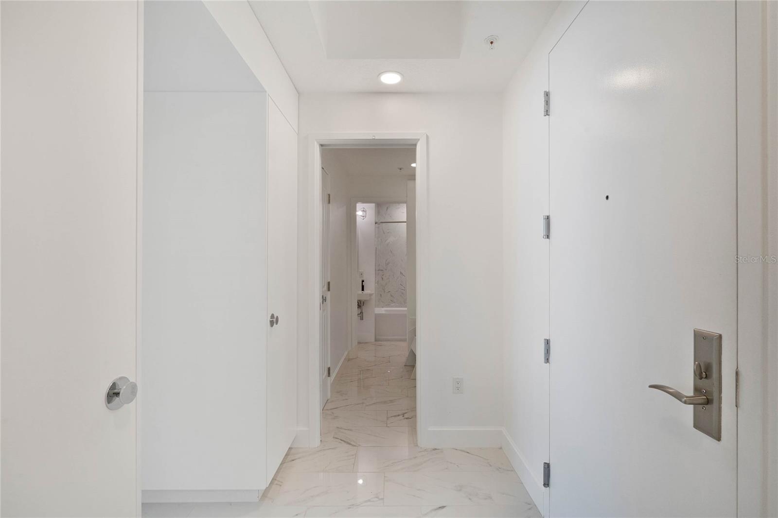 100 S EOLA DR #1112, ORLANDO, FL, 32801