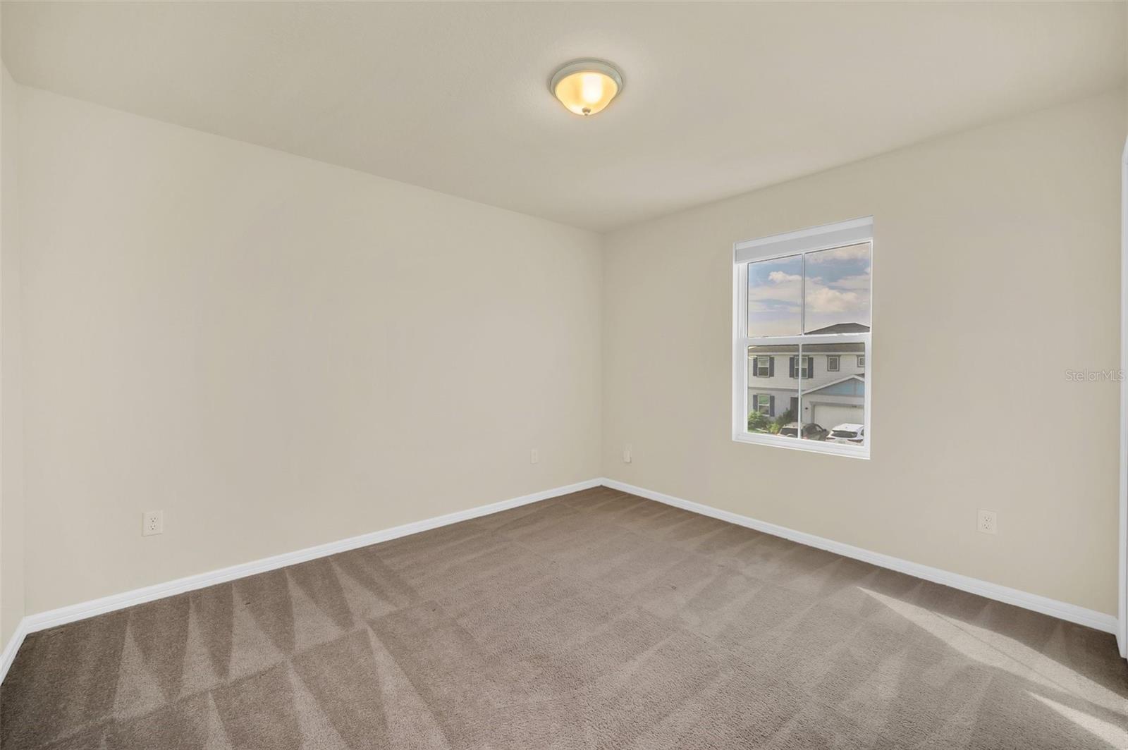 1583 ASPEN AVE, DAVENPORT, FL, 33837