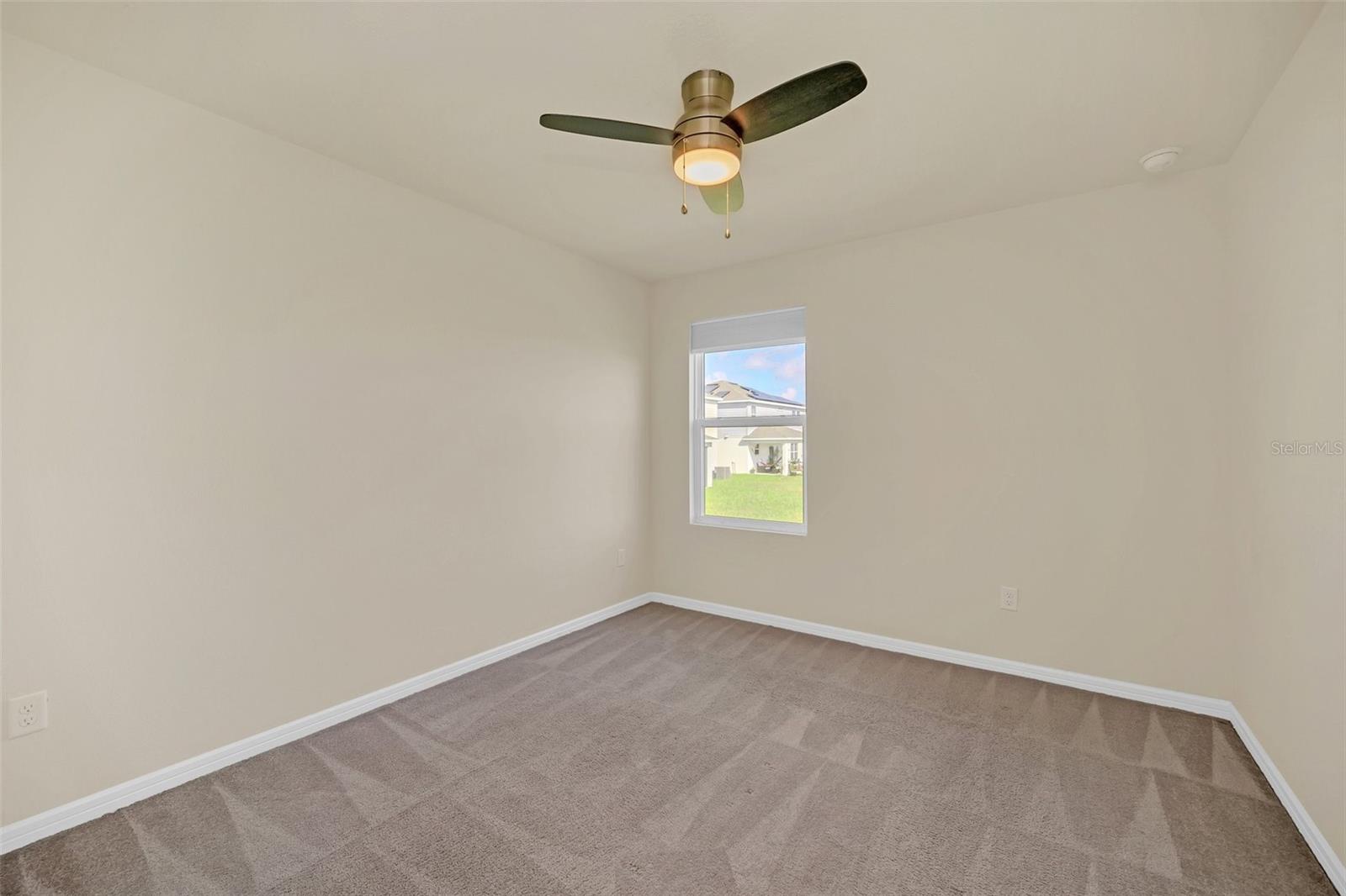 1583 ASPEN AVE, DAVENPORT, FL, 33837