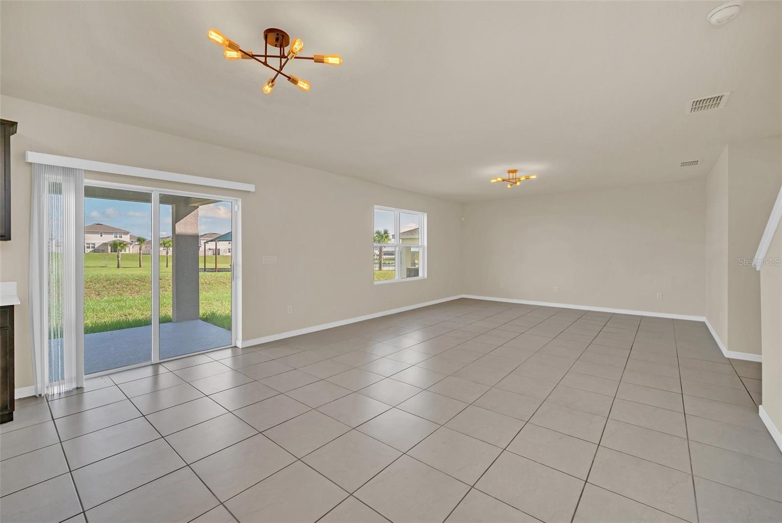 1583 ASPEN AVE, DAVENPORT, FL, 33837