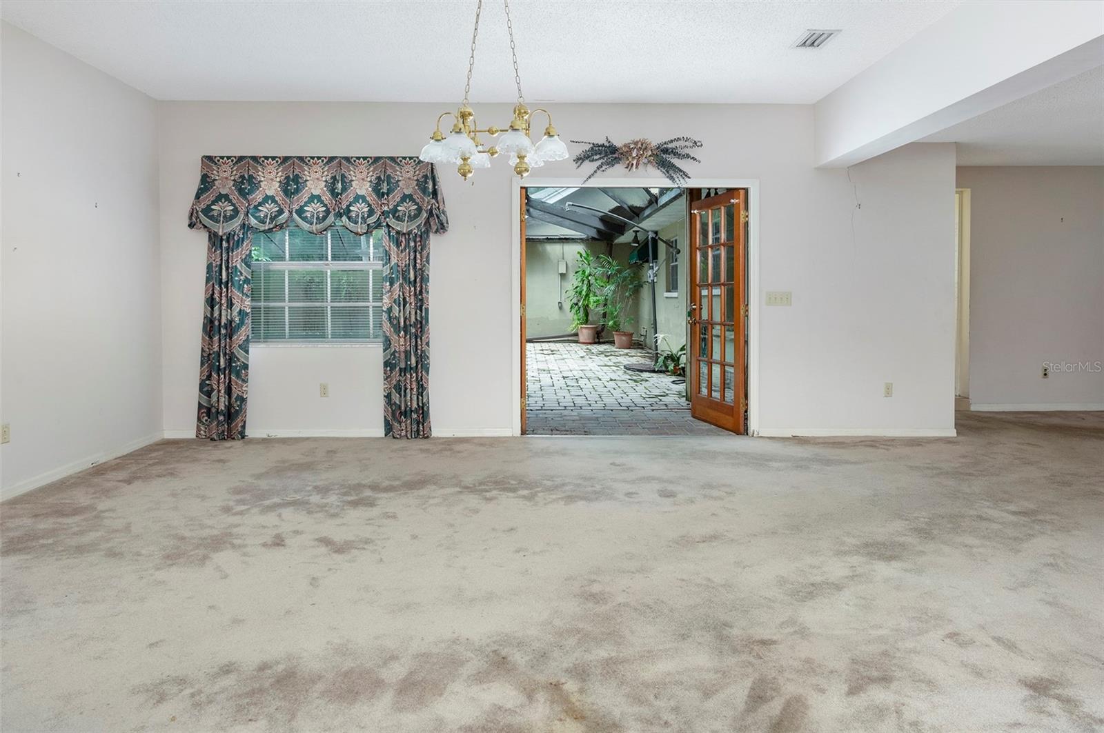 4504 W LAMB AVE, TAMPA, FL, 33629
