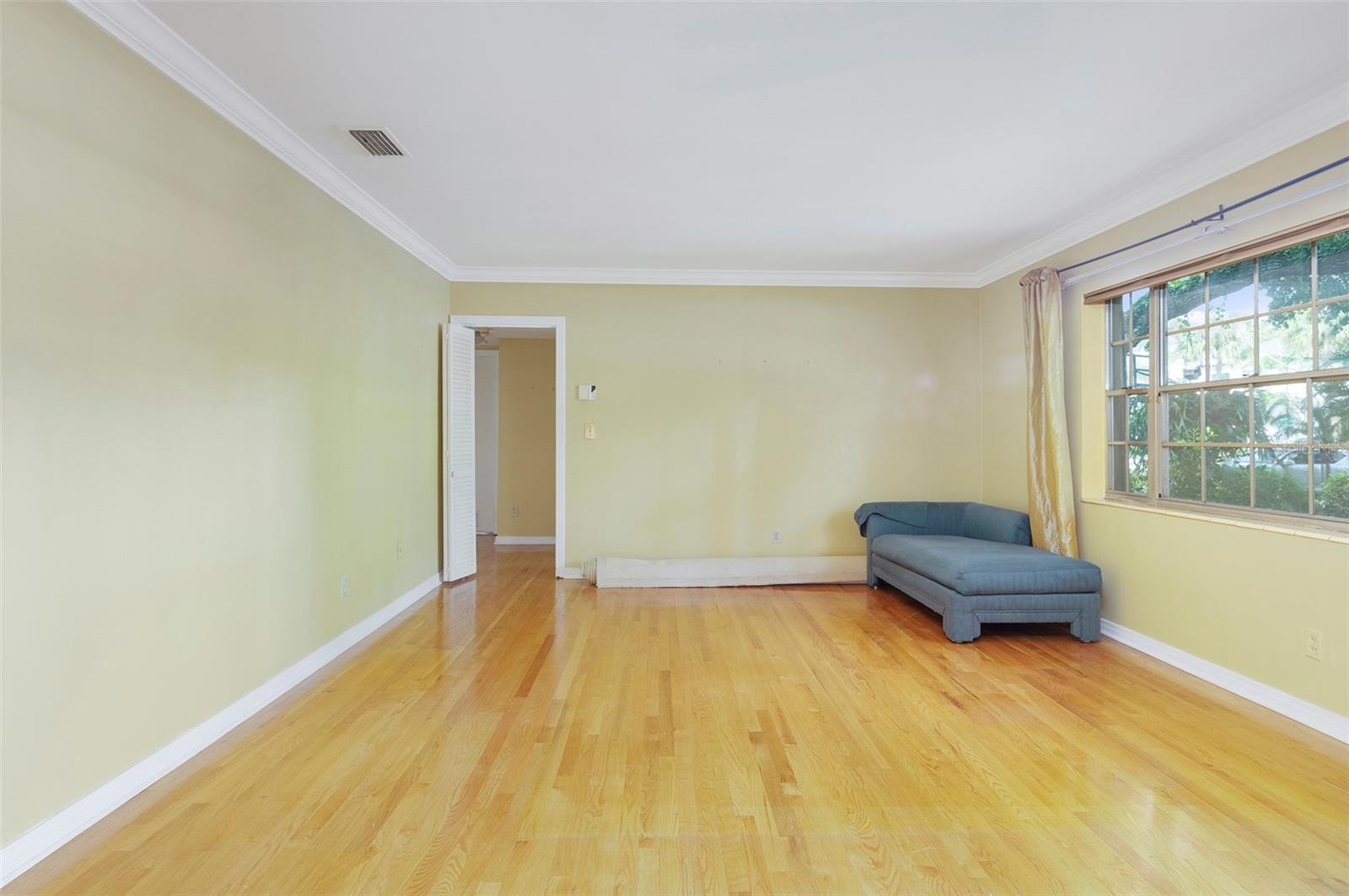 4504 W LAMB AVE, TAMPA, FL, 33629