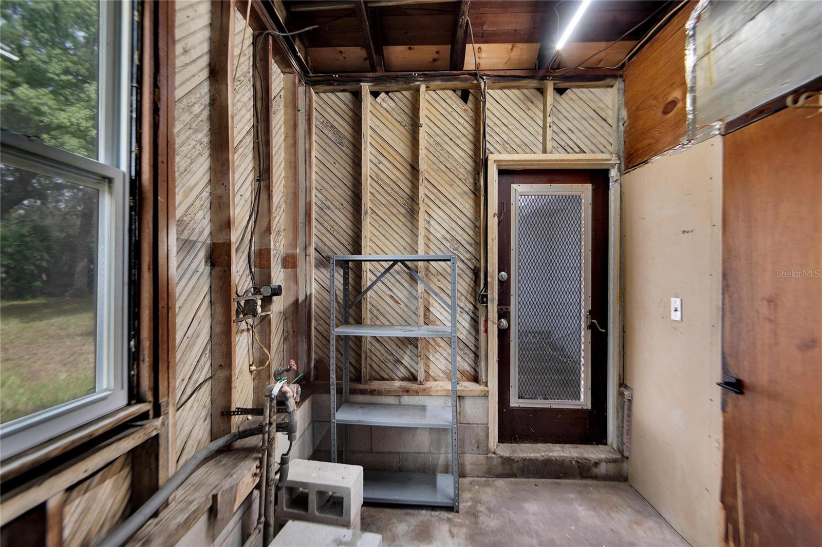 11718 N OLA AVE, TAMPA, FL, 33612