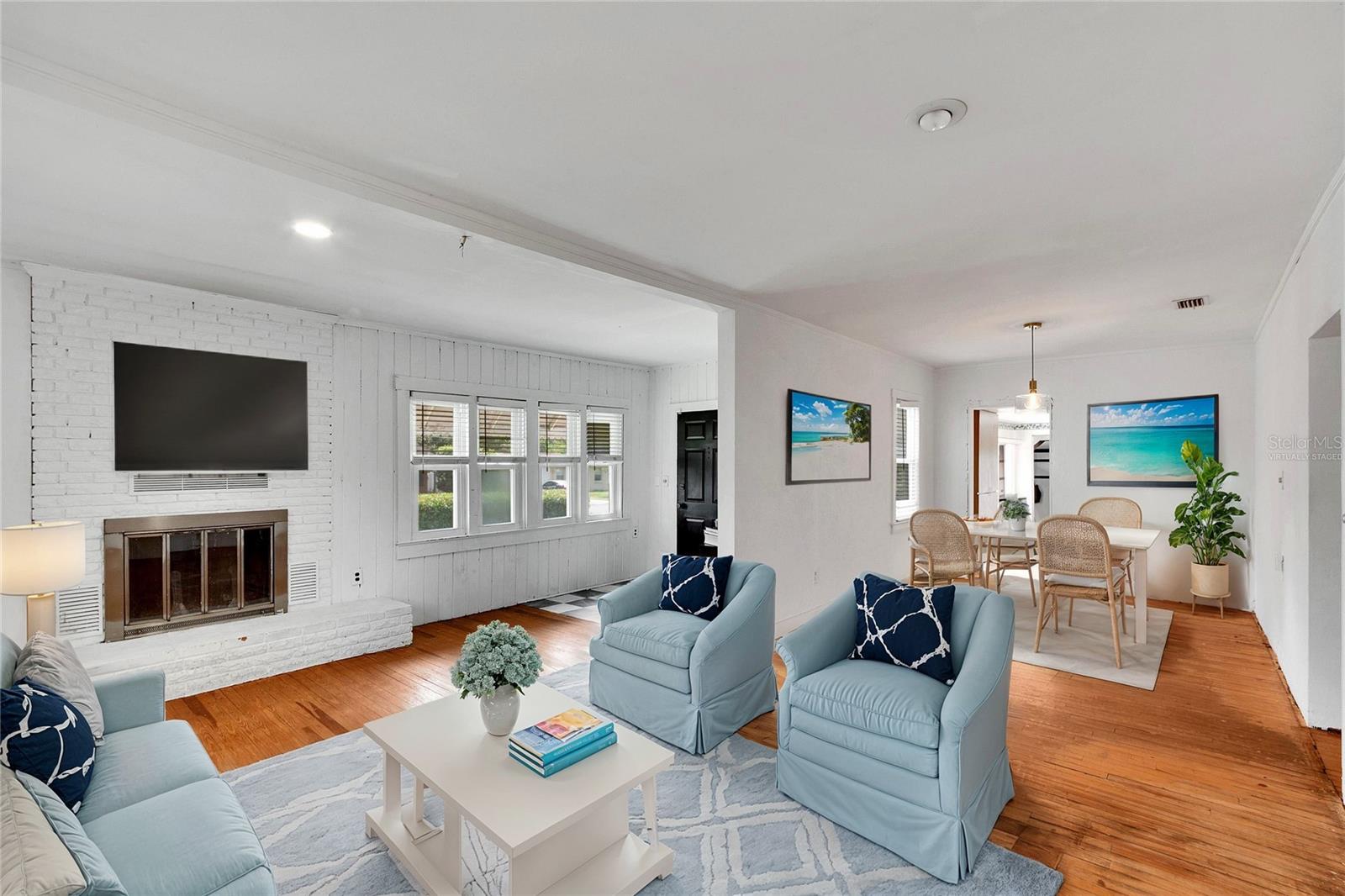 11718 N OLA AVE, TAMPA, FL, 33612