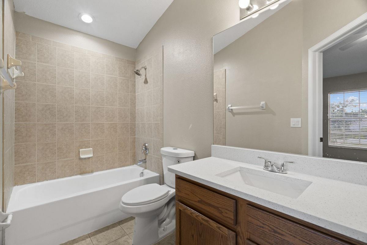 11006 OYSTER BAY CIR, NEW PORT RICHEY, FL, 34654