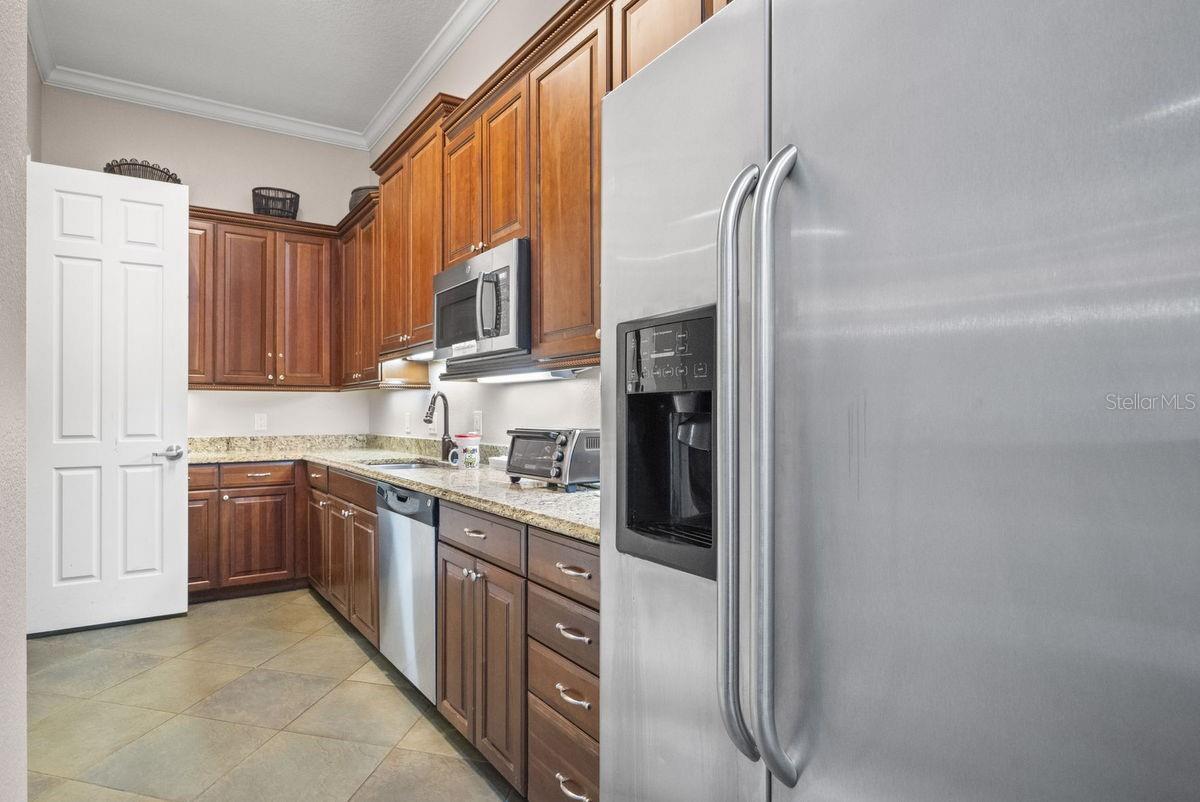 11006 OYSTER BAY CIR, NEW PORT RICHEY, FL, 34654