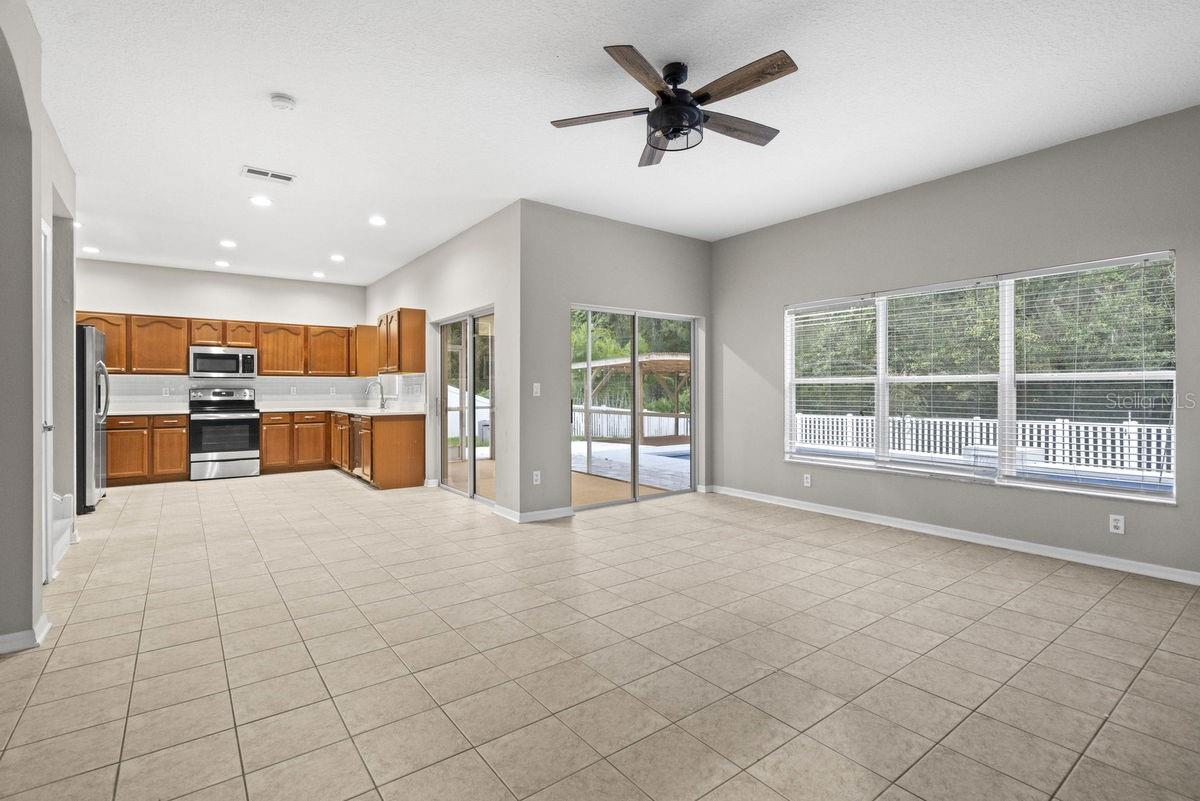 11006 OYSTER BAY CIR, NEW PORT RICHEY, FL, 34654