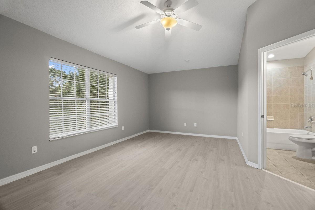 11006 OYSTER BAY CIR, NEW PORT RICHEY, FL, 34654