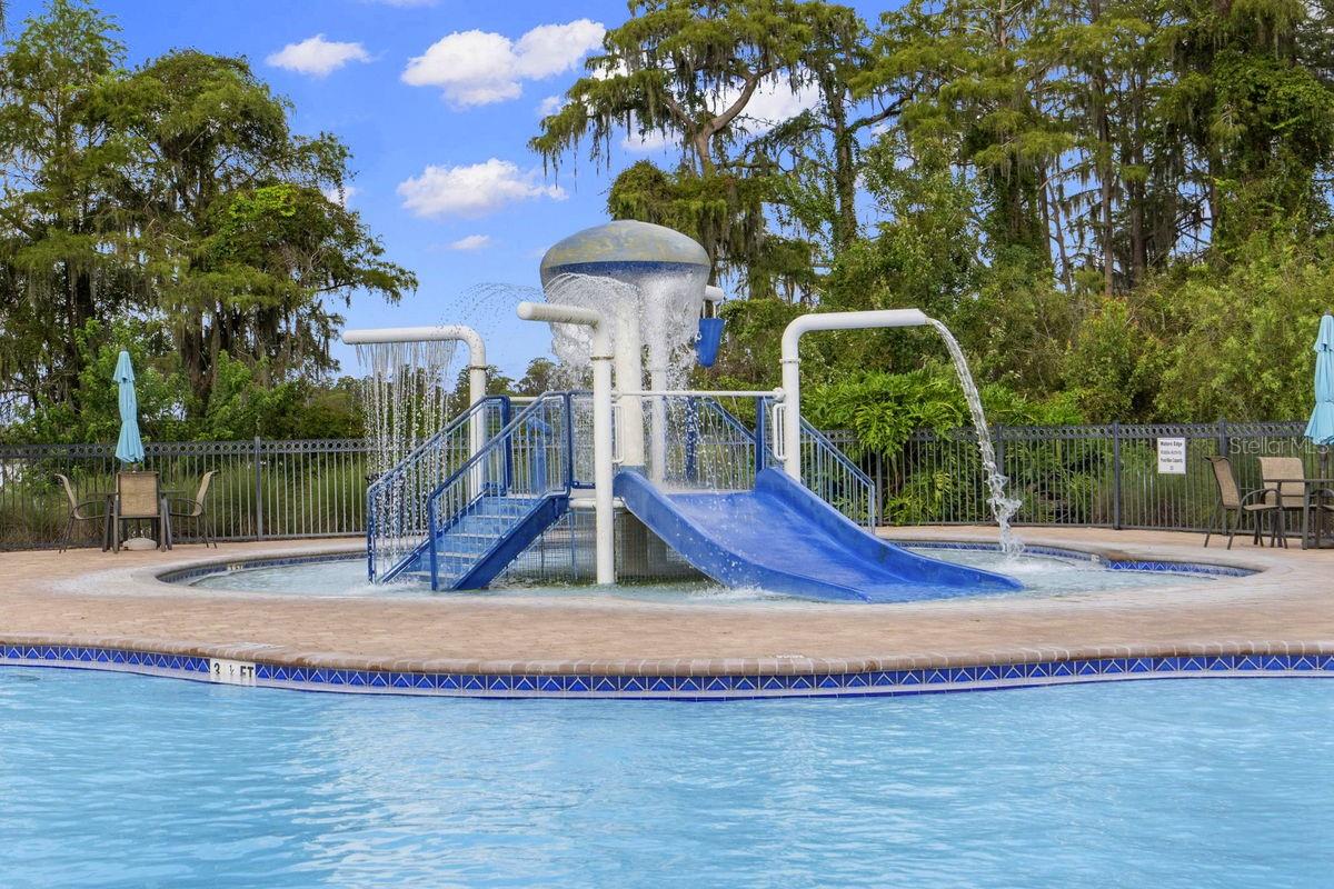 11006 OYSTER BAY CIR, NEW PORT RICHEY, FL, 34654