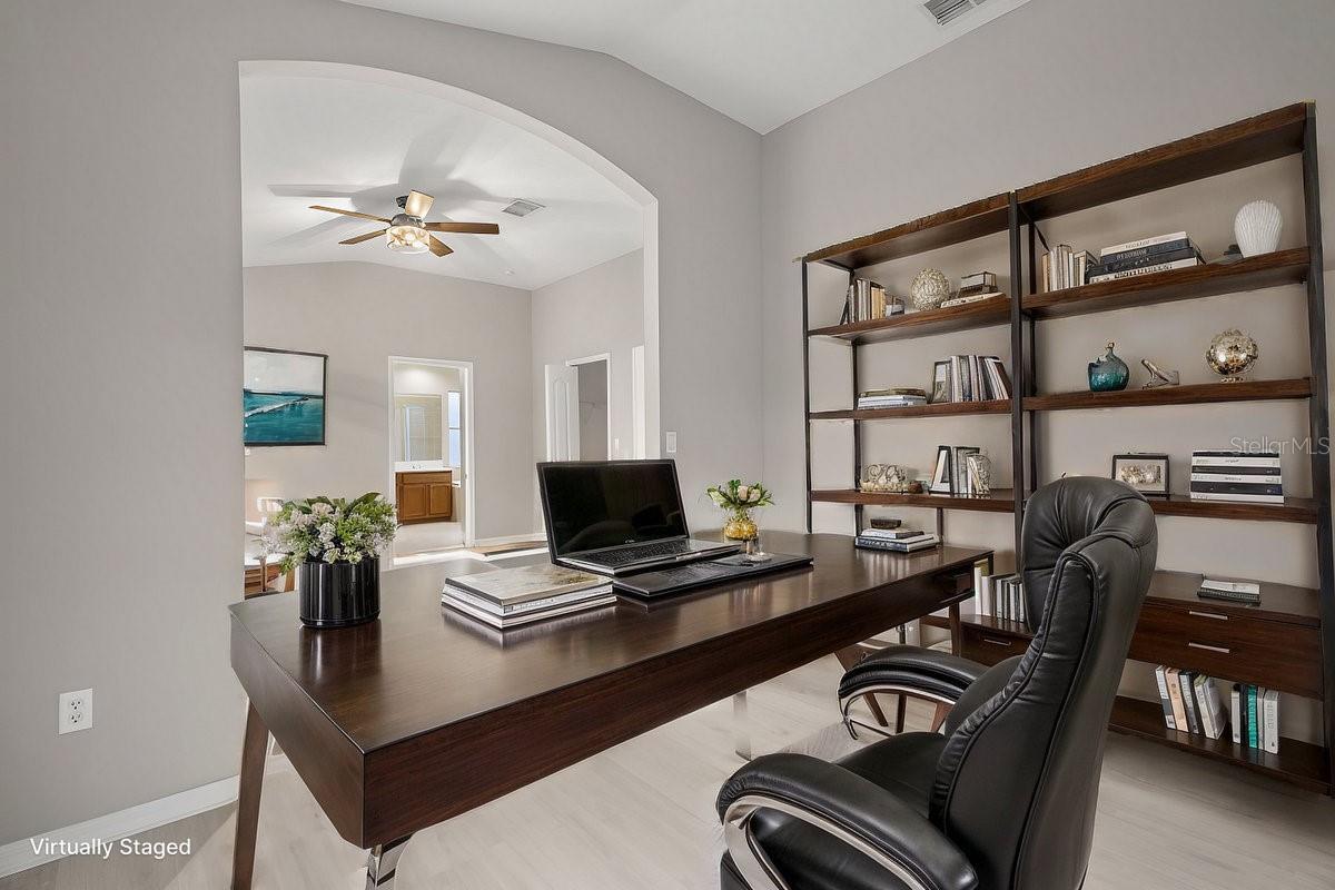 11006 OYSTER BAY CIR, NEW PORT RICHEY, FL, 34654