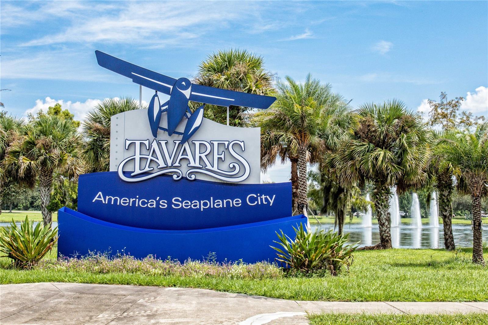 28432 TAMMI DR, TAVARES, FL, 32778