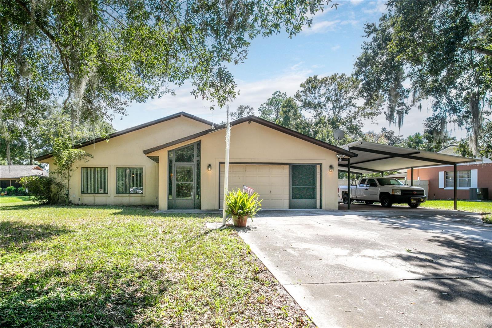 28432 TAMMI DR, TAVARES, FL, 32778